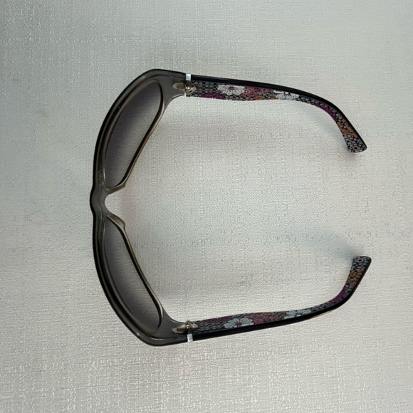 Coach Sarah (S437) Black Sunglasses - Picture 14 of 16